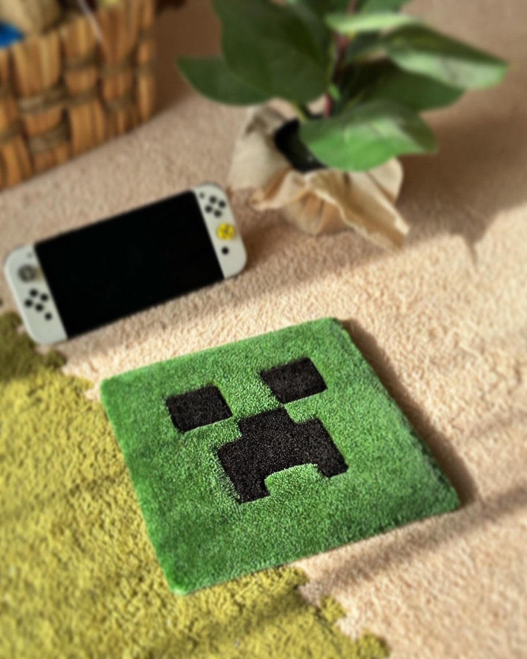 Coaster Creeper Minecraft / Minecraft Art / Hand Tufted Rug / Etsy