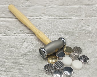 Martillo texturizador con 12 puntas intercambiables y 12 caras diferentes.