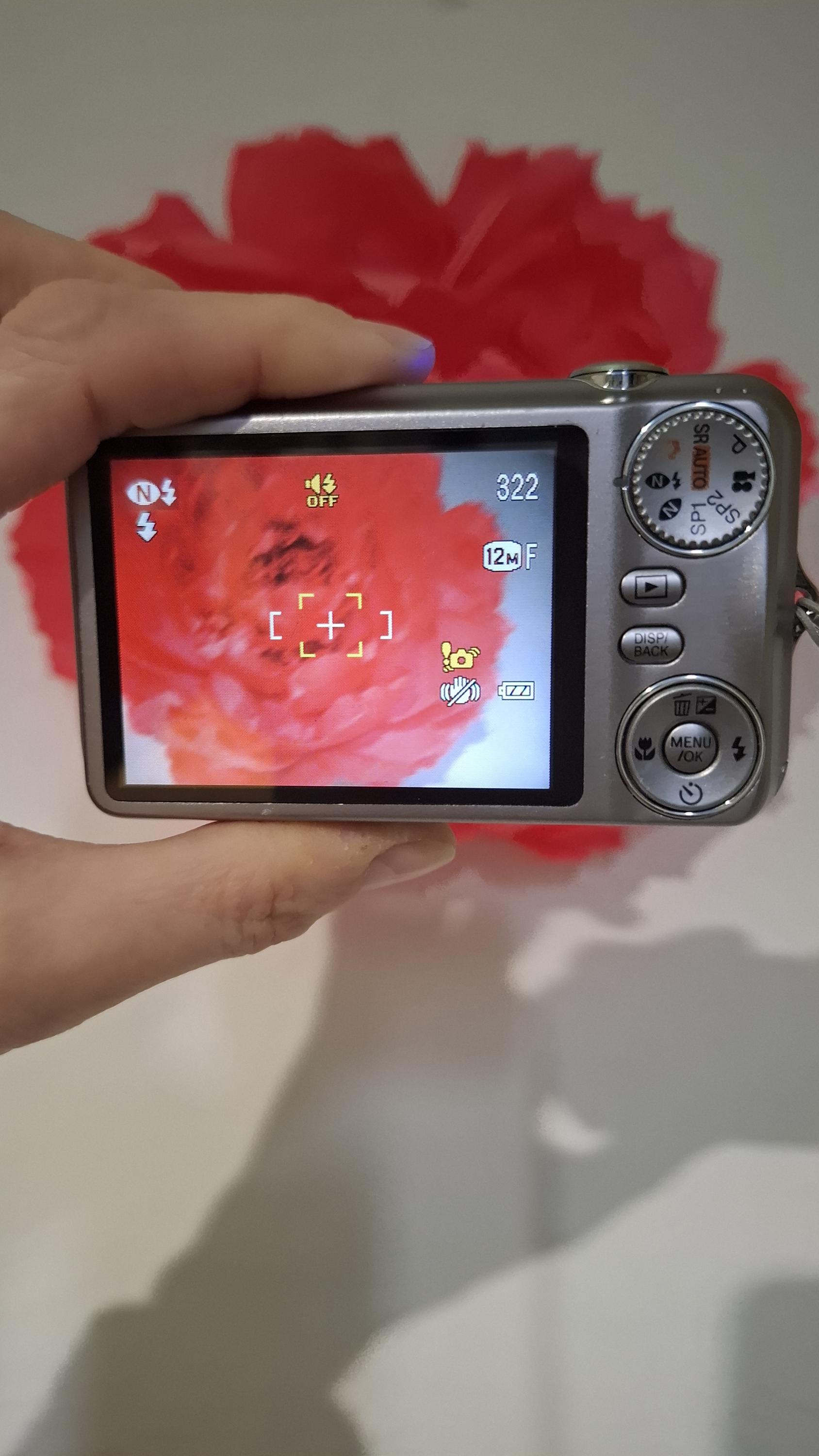 Fujifilm Finepix JX200 Compact Digital Camera, 12MP, 5x Optical