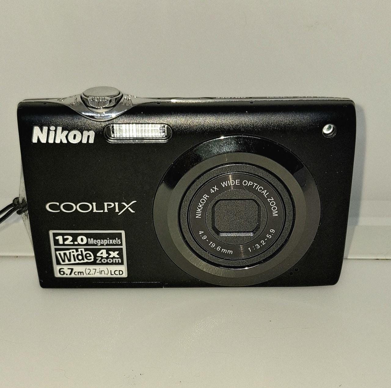 Nikon Coolpix 2000 - Etsy