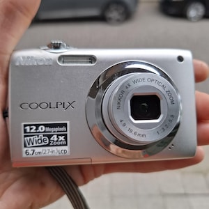 Nikon COOLPIX S3000 シルバー(超美品) Amazon.com : Nikon Coolpix S3000 12 MP Digital Camera with 4x