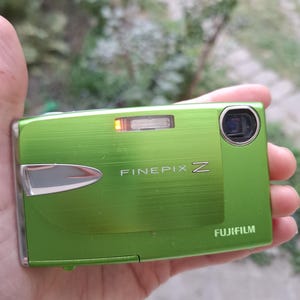 FUJIFILM FINEPIX Ｚ Amazon.com : Fujifilm Finepix Z10fd 7.2MP Digital Camera with 3x