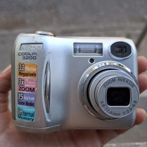 Nikon COOLPIX SQ オールドコンデジ Nikon coolpix sq (rare vintage flip) - YouTube