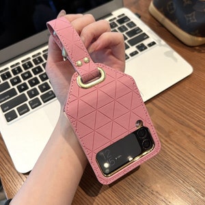 Galaxy Z Flip 4 and 3 Case, Minimalist Phone Case for Samsung Galaxy Z Flip 4/3 Pink