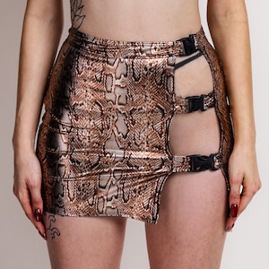 Jupe effet peau de serpent Rave, Jupe Rave, Jupe de festival, Vêtements pour femmes raves, Vêtements de rave, Vêtements de festival, Tenue de rave, Vêtements Burning Man