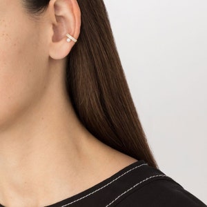 Elegant Pearl Diamond Ear Cuff | 14K Gold Ear Huggies | Single Pear Ear Cuff | Minimalist Jewelry | Gift For Mom.