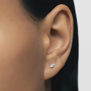 Eye-Shaped Cartilage Stud • Marquise Shape Round Diamond Stud •Single  16G Labret Earring • Dainty Diamond Helix Piercing • • Gift for Her.