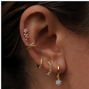 14K Solid Gold Flower Leaf Earring, Floral Cartilage Helix Piercing, Tragus Piercing, Dainty Tree Branch, Gift For Mom