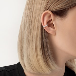 14k Gold Diamond Ear Cuff , Dainty Cartilage Earring,  No Piercing Hinged Ear Cuff, Fine Jewelry, Gift For Women.