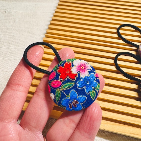 Handmade Japanese Chirimen Hair Elastic, Dainty Kimono Hair  display picture 3