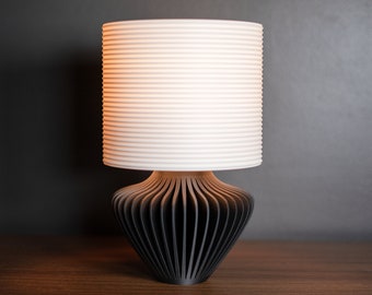 Contemporary and refined design table lamp - Cleo