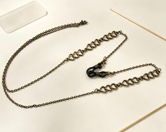 Bronze Heart-Shaped Glasses Chain: Alloy Eyewear Accessory (28 inches)