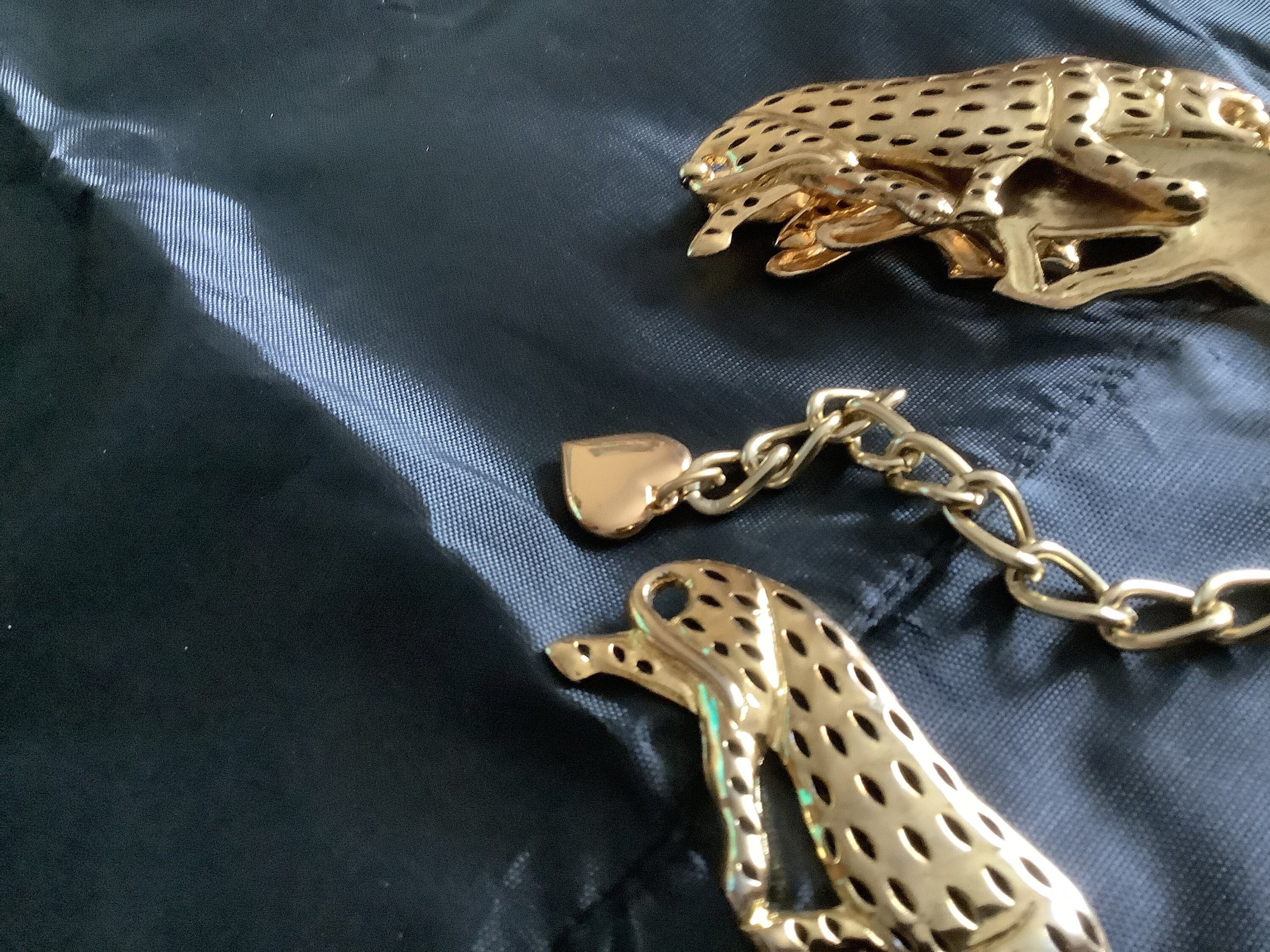 Vintage Gold Tone Chain Belt with Quilted Mini Bag Charm Pendant Accessory Brass Chain Charm Belt With Needlepoint Locket With Mix of  main image 4