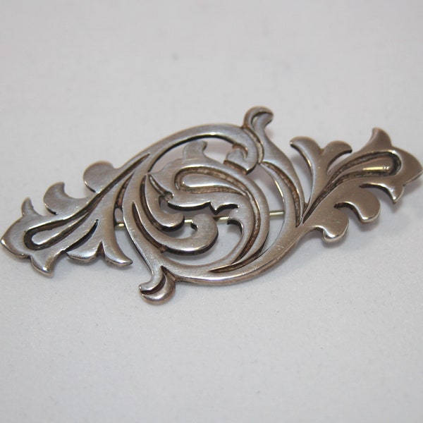 Vintage TAXCO 980 Silver Brooch With Victorian Style Clasp Heavy Sterling Finely Crafted Piece with High Polish Statement Pin