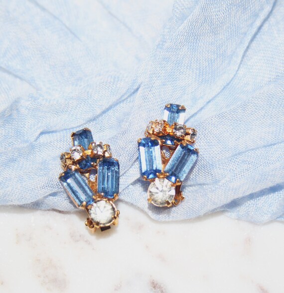 Vintage 1950's or Older Blue and White Rhinestone… - image 1