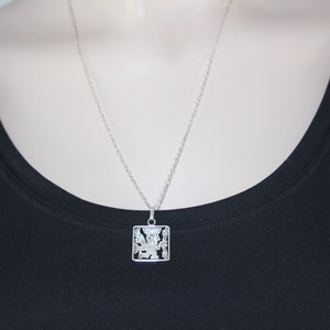 Vintage 900 Silver Mexico Aztech Design Pendant with 950 Silver Chain