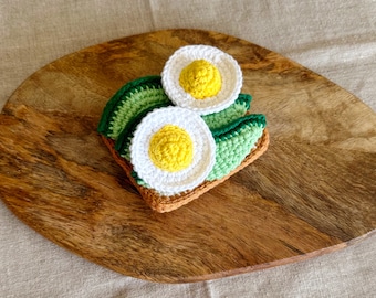 Crochet Avocado with Quail Eggs on Toast. Handmade cotton pretend play toys for children’s kitchen. Unique Christmas gift idea for all.