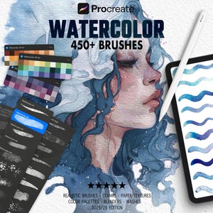 Puede incluir: Pinceles de acuarela digitales para Procreate, con una mujer de pelo azul y el texto "WATERCOLOR 450+ BRUSHES". Incluye paletas de colores, sellos y texturas de papel. También se ve un lápiz óptico blanco y un iPad.