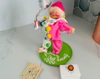 Vintage 1990 Annalee Doll Society Logo Kid Doll Clown with I Love You Mylar Balloon - New with Tag