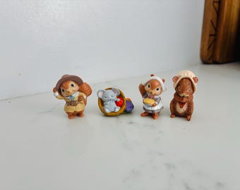 Vintage 1970/ 1980 Hallmark Merry Miniatures Thanksgiving figurines