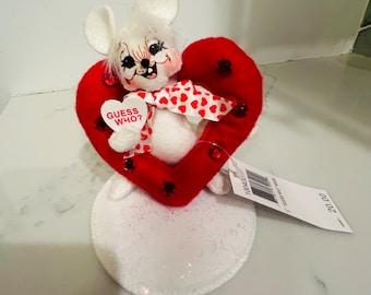 2008 Annalee 5" “Guess Who Mouse” Perfect for  Valentines Day!