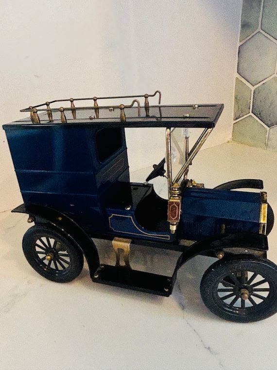 VNTAGE GEORGE CARETTE JAN BLENKEN PRESSED STEEL FORD MODEL A DELVERY