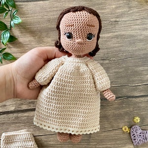 Amigurumi Zeynep hijab doll crochet pattern image 4