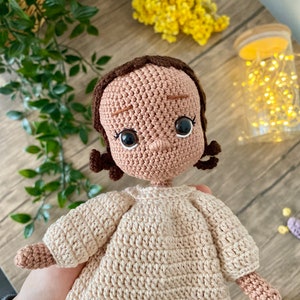 Amigurumi Zeynep hijab doll crochet pattern image 2