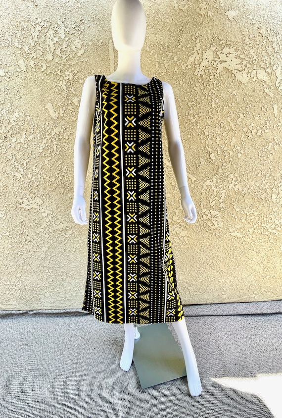 Kitenge Midi Dress – Bold African Print Sleeveless Cotton Dress