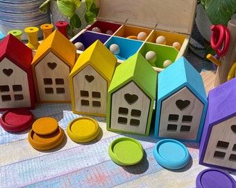 SET WITH HOUSES