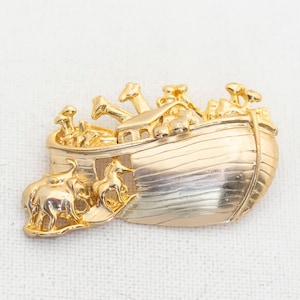 Vintage Gold Ton Noah es Ark Brosche - T11