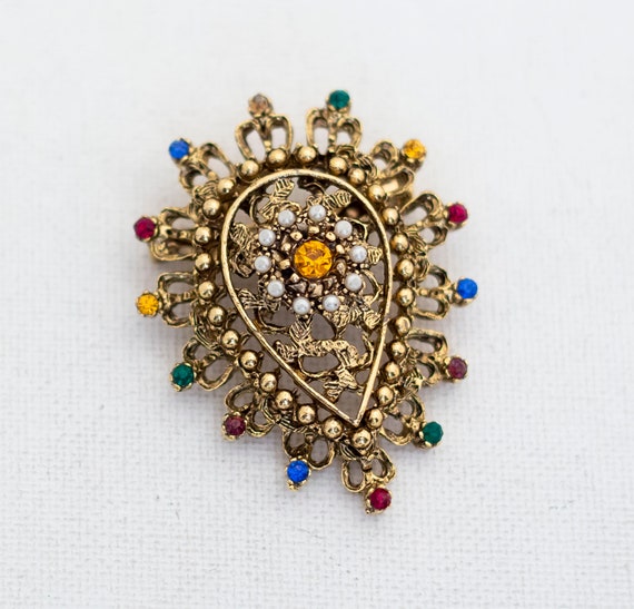 Vintage Royal Shield Rhinestone Brooch - T9 - image 1