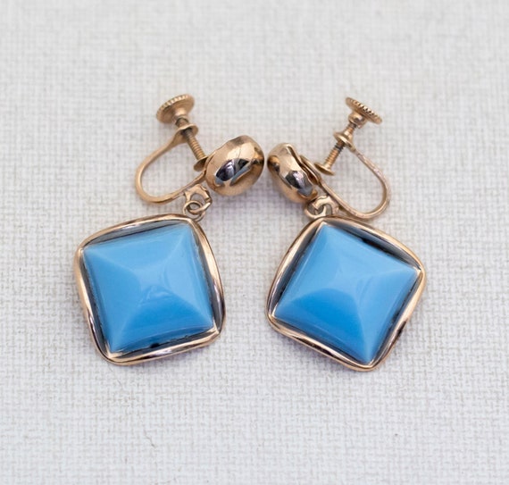 Vintage Sky Blue Diamond Screwback Earrings - T4 - image 1