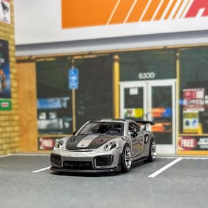 Custom Bburago Porsche 911 GT2 RS Diecast: Carbon Fiber Edition