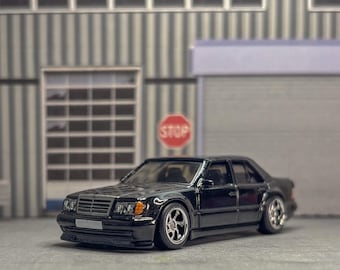 ホットウィール メルセデス・ベンツ 500 SEL – プレミアム ワイルド