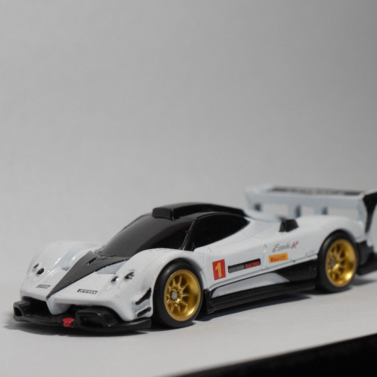 Hot Wheels Pagani Zonda R Orange 2025 - Modèle Exclusif 1:64