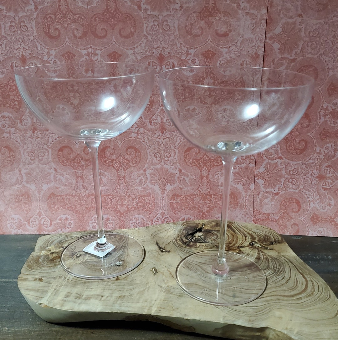 Crate & Barrel Camille Rona SLOVAKIA TALL CRYSTAL Champagne Coupe