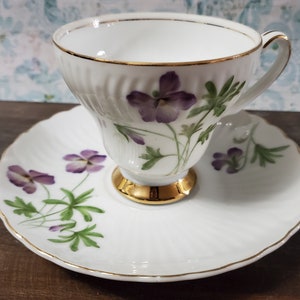 Vintage Isco Demitasse Purple Violets Pansy Tea Cup w/matching Saucer BEAUTIFUL