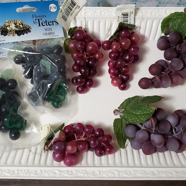 Vintage Fake Faux Food 7 Bunches Small Sz Grapes