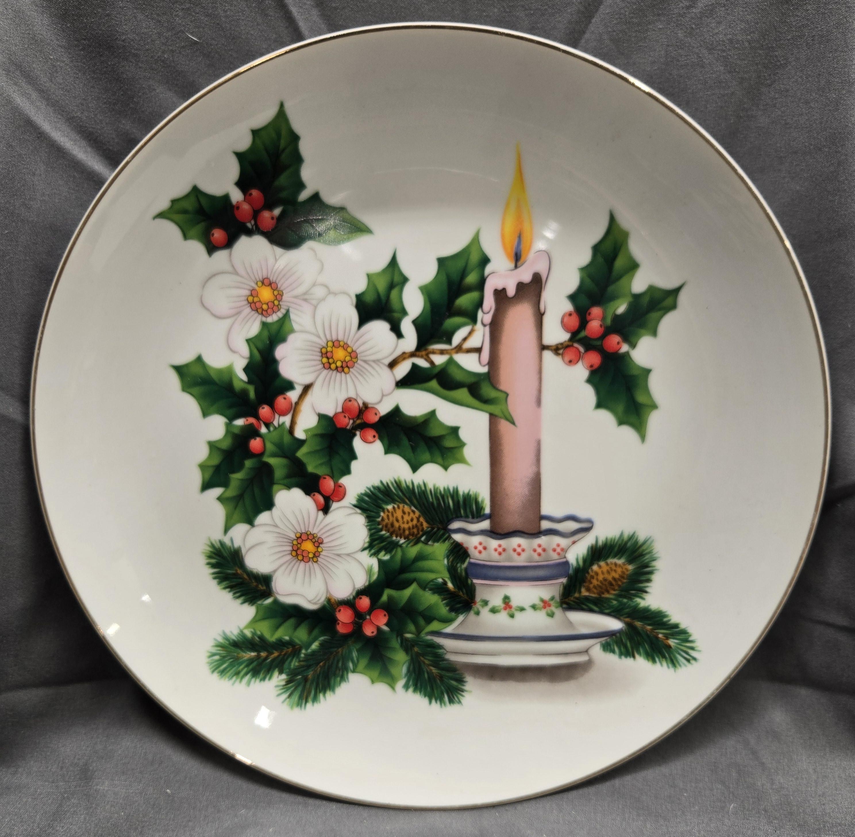 Vintage Christmas Candle Red Holly Berry Decorative Plate 10.25” Xmas Holiday