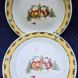 4 Gibson Dinnerware 2003 Christmas Holiday Snowman Frolic Salad Plates 7.25&quot;
