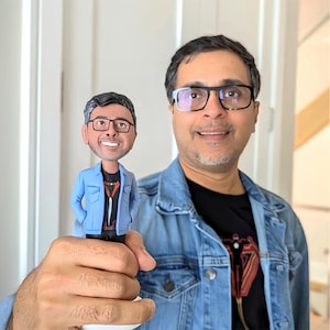 Custom Bobblehead Doll,Handmade Polymer Clay 3D statue, Birthday gift, anniversary gift