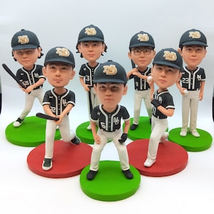 Custom baseball player bobbleheads, baseball fan bobbleheads, gifts for baseball players, personalised baseball bobblehead gifts