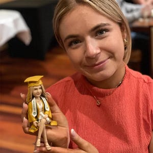 Customized lady bobbleheads,custom PhD bobbleheads,custom master's bobbleheads,graduation commemorative gifts,thank you gifts for mentors