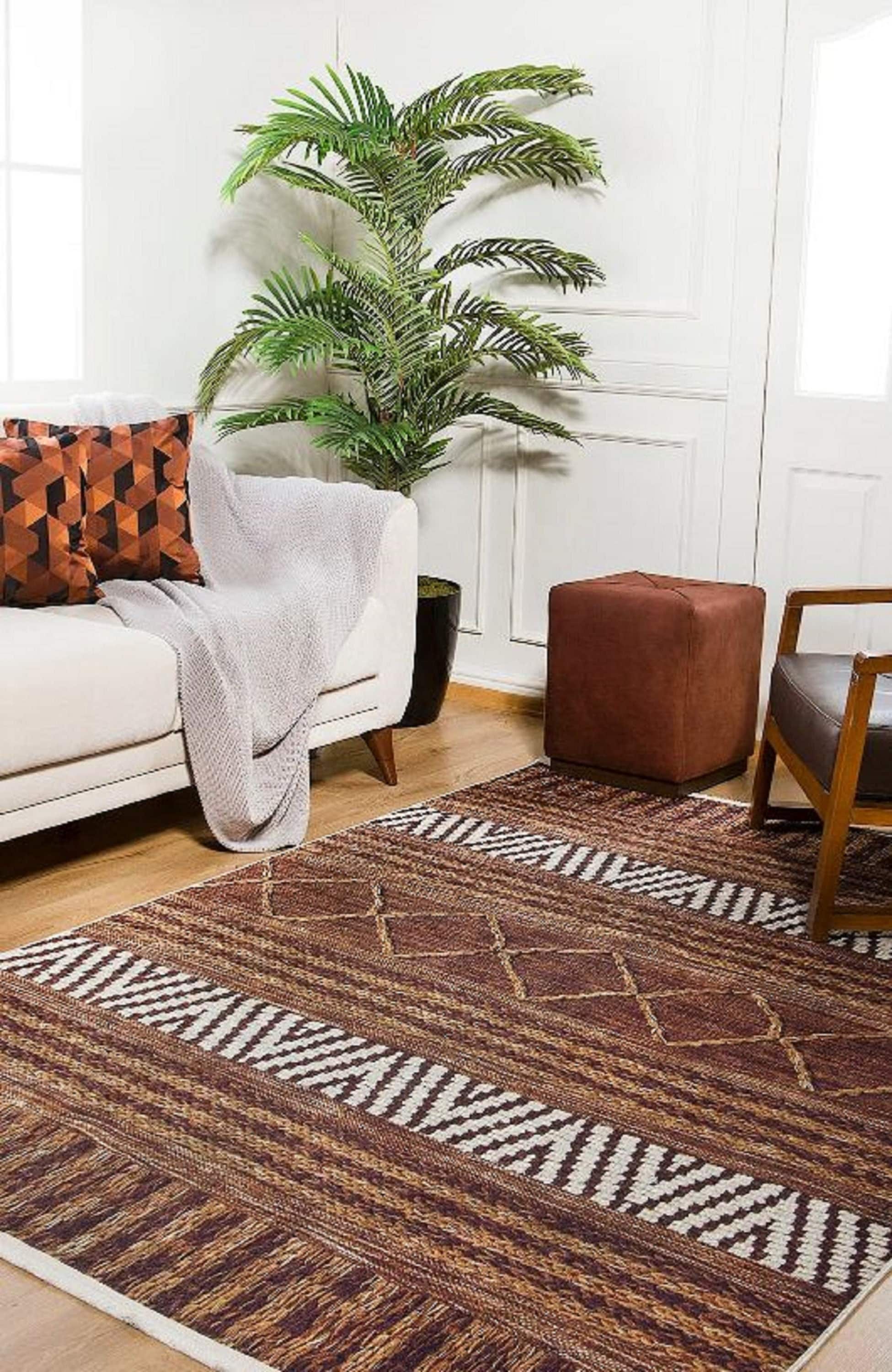 A CLOSEUP OF OUR ENTRY & 29 ENTRY RUG COMBOS, Nadine Stay