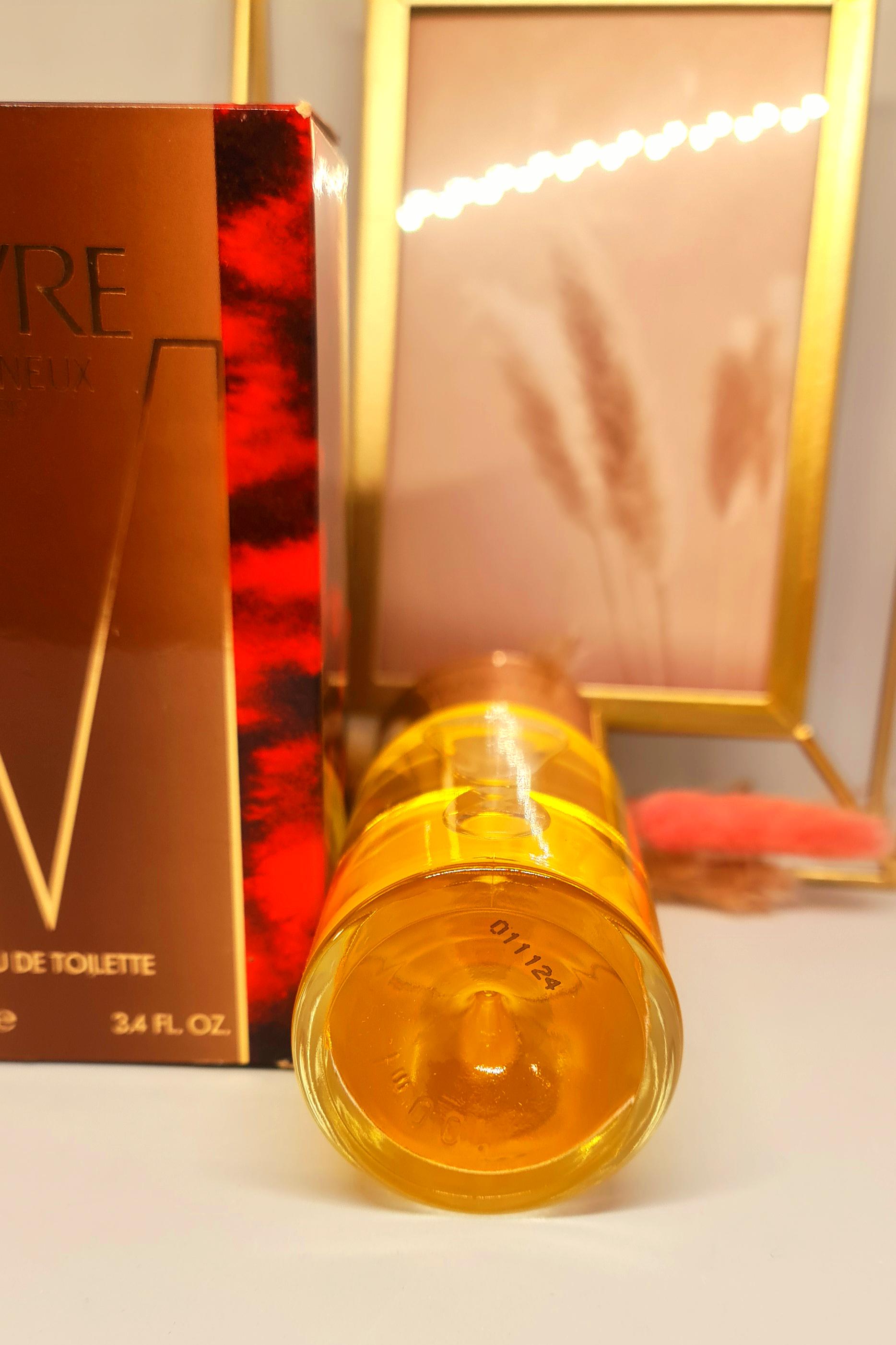 Vivre by Molyneux 100 Ml 3.3 Fl.oz Eau De Toilette Vintage – Rare