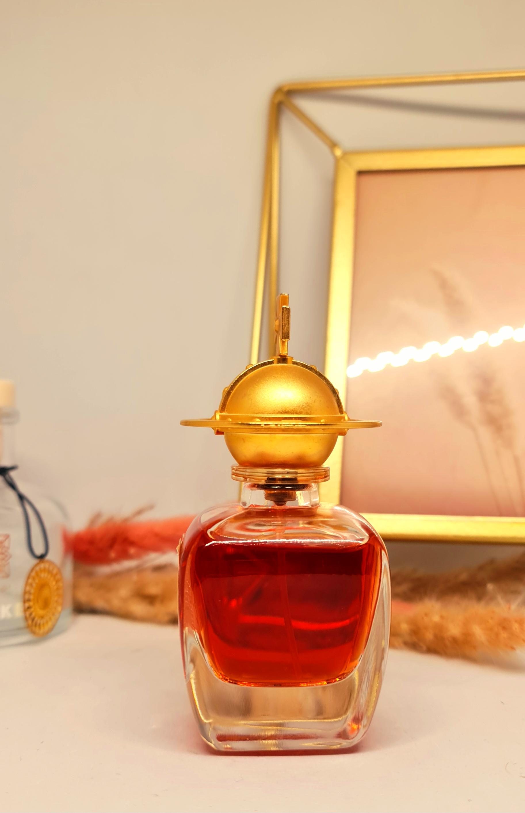Boudoir Vivienne Westwood Eau De Parfum 1 Oz or 1.7 Oz or 2.5 Oz