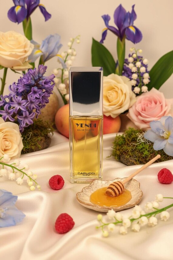 Yendi Capucci 2.9 Oz Eau De Toilette for Women – Vintage 1974