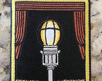 4"x2.5" Ghost Light Embroidered Patch – Theater Tradition Collectible