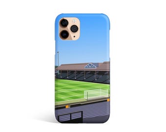 Nieoficjalny futerał na telefon inspirowany stadionem piłkarskim Fulham Craven Cottage